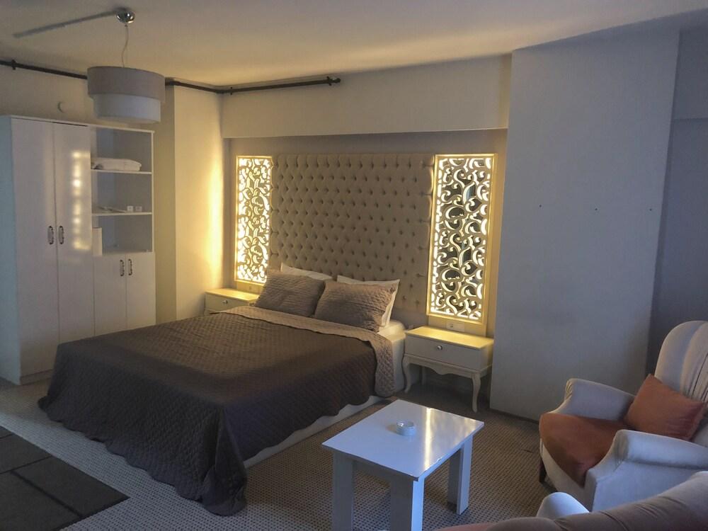 Lizzia Butik Hotel Истанбул Екстериор снимка